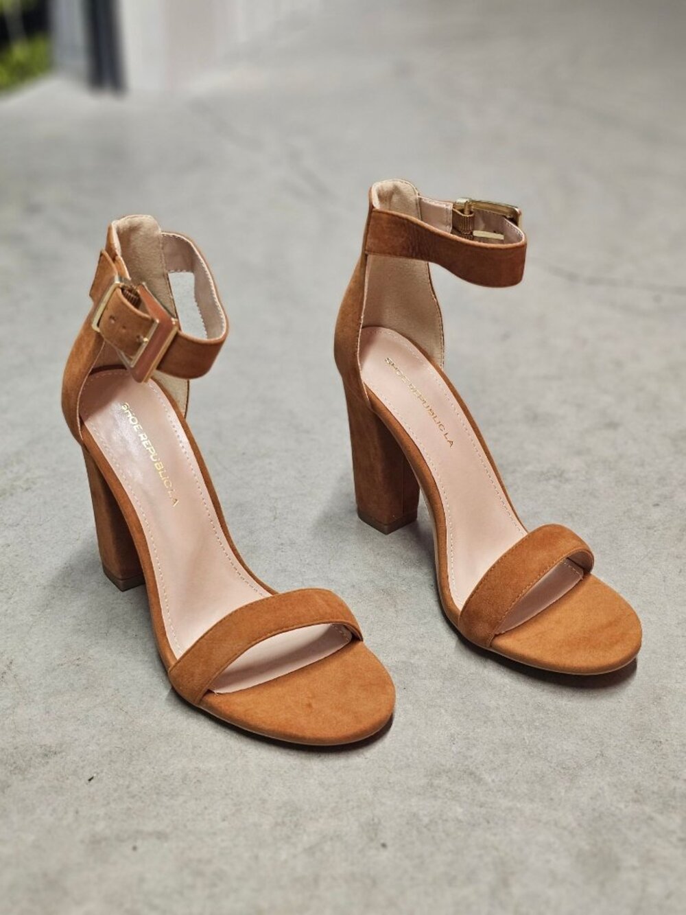 Block Heel Chestnut Faux Suede Ankle Strap Sandals With Buckle Closure For Women
